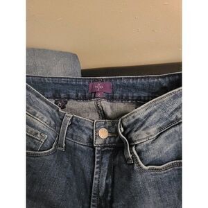 Womans Not Your Daughters Jeans Straight Leg Medium Wash Size 2